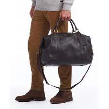 sac de voyage sac 
 a main sacoches pochettes tissus et cuir Barbour et autres fabricants